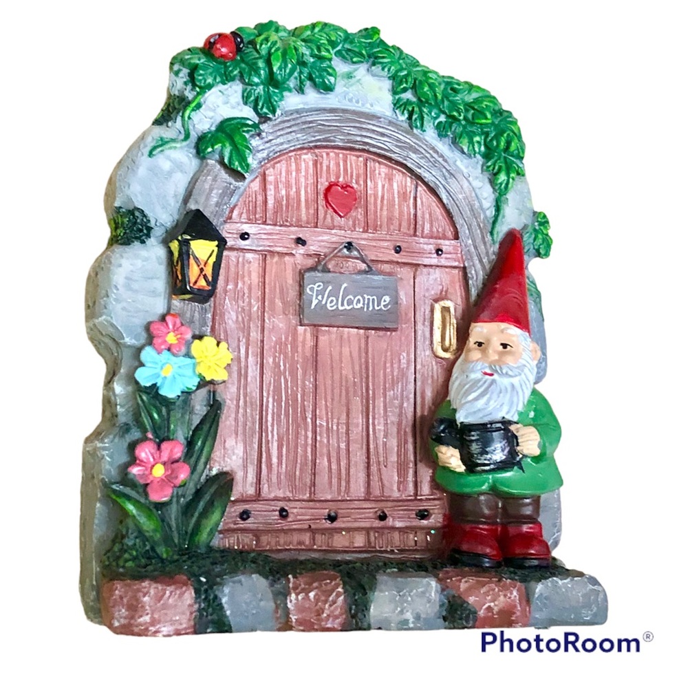 🍃 SPRING GARDEN GNOME STATUE 🍃